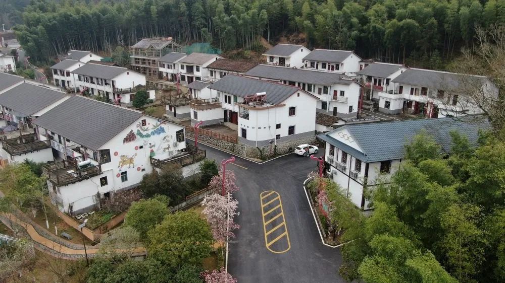 江西資溪縣烏石鎮新月畬族村景象。新華社記者 彭昭之 攝
